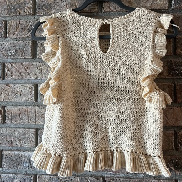 Marble Crochet Ruffle Top - Picture 3 of 5